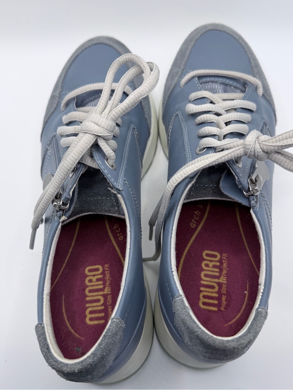 Munro Sutton sneakers Slate Blue Leather Sneakers Narrow Width